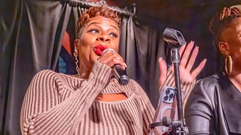 On Kansas City’s East Side, a mixed plate of barbecue, blues and booze