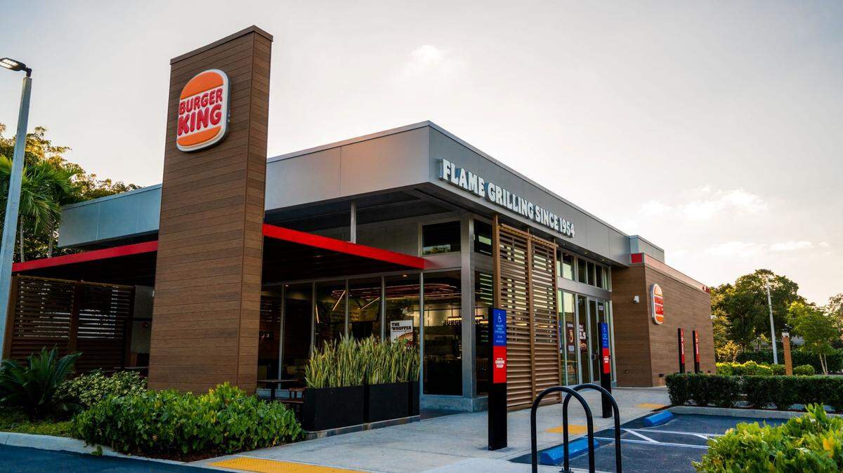 Burger King is rolling out a new Whopper sandwich inspired by fans, but it won’t stick around.