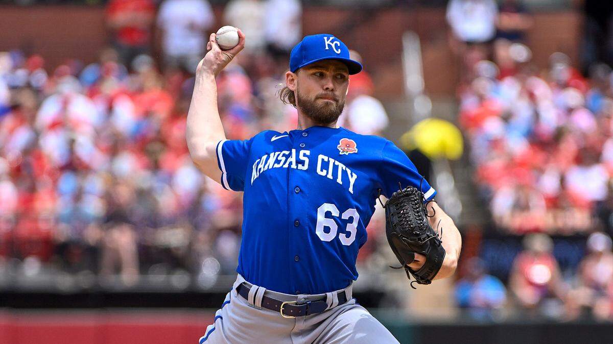 May 29, 2023; St. Louis, Missouri, USA; Kansas City Royals starting pitcher Josh Staumont (63) pitches against the St. Louis Cardinals during the first inning at Busch Stadium. Mandatory Credit: Jeff Curry-USA TODAY Sports