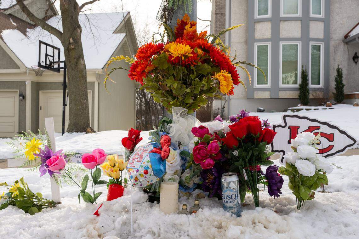A memorial for Chris Wells with balloons in celebration of his birthday on Thursday, January 29, 2026, in Kansas City. Wells was killed by his neighbor, Jeffrey Traviss King, on Monday, January 12, 2026. Thursday would have been Wells' 42nd birthday.