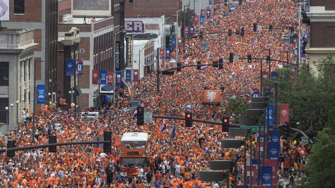 Photos: Dutch fans’ Orange Walk fills downtown Kansas City ahead of World Cup match