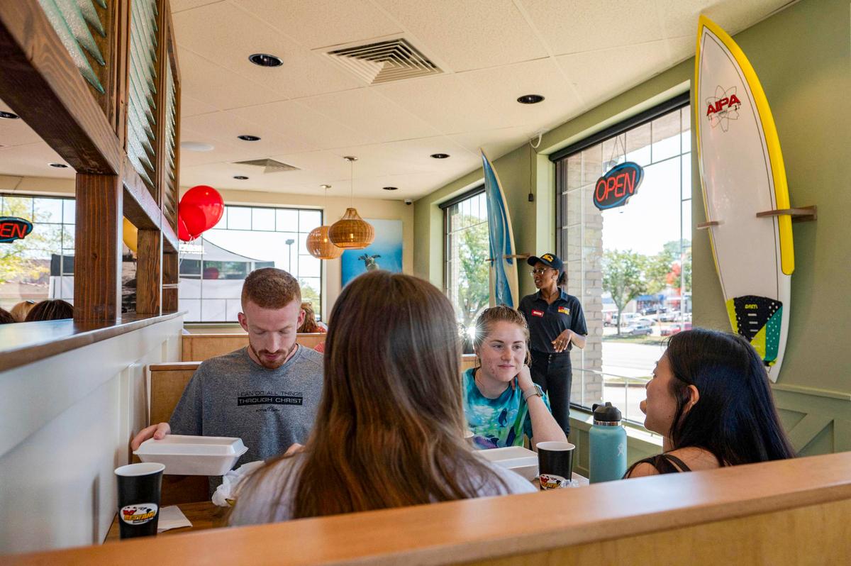 Mo’ Bettahs closed its KC area locations a few days ago.