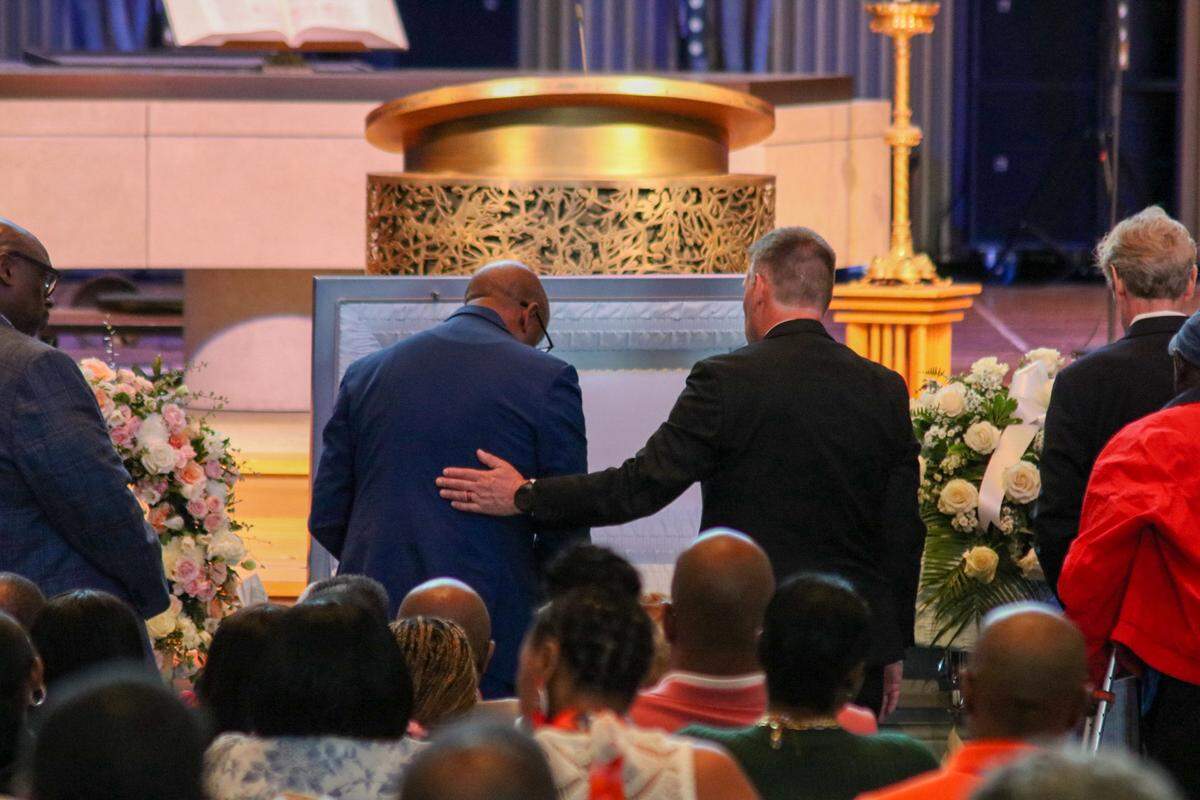 Family and friends gather at Cynthia Newsome’s funeral at Church of the Resurrection in Leawood on Saturday, May 30, 2026.