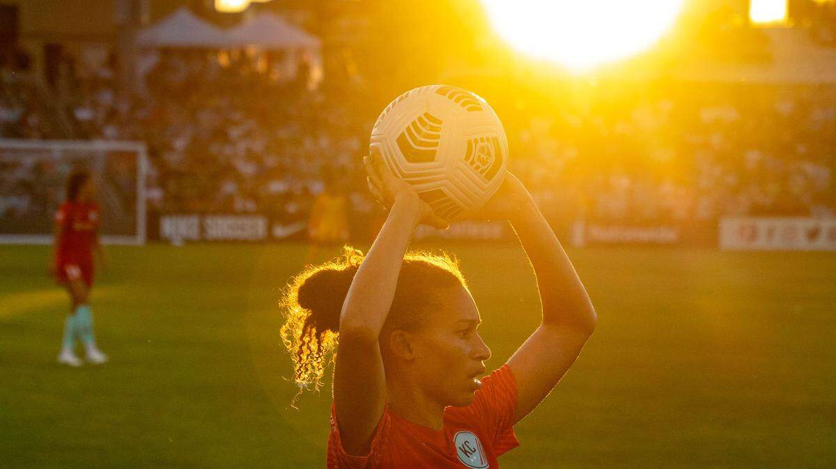 Kansas City Current player Kristen Edmonds can hold down any number of positions for the KC team that competes in the National Women’s Soccer League.