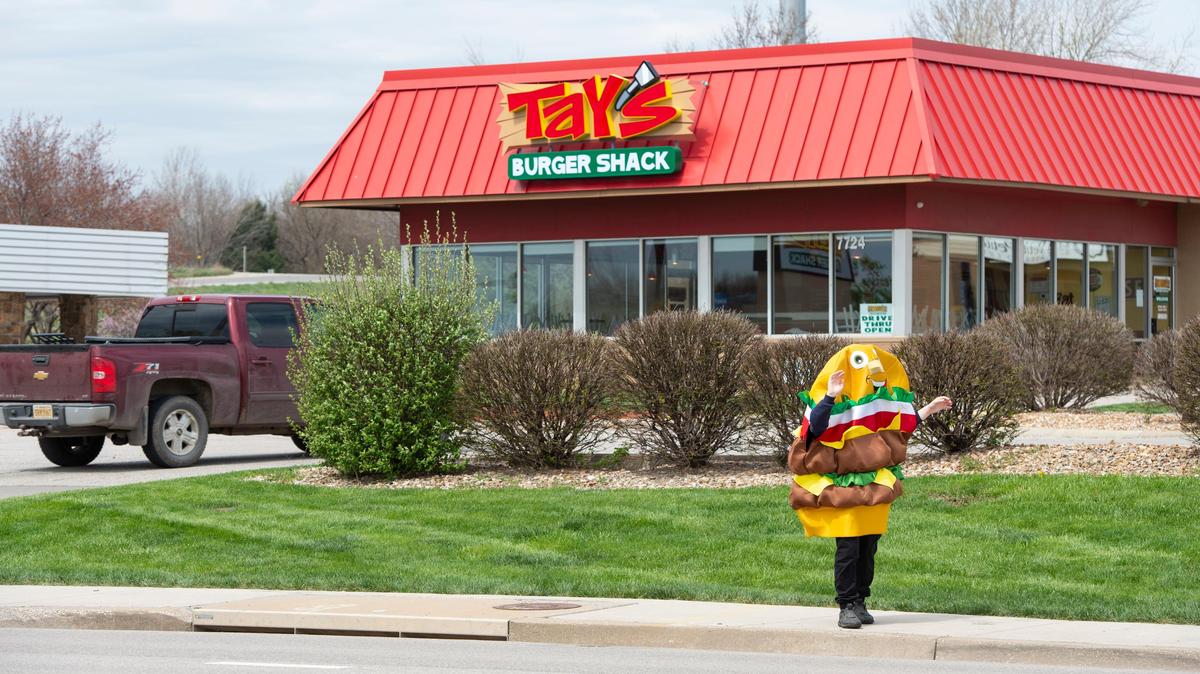 Tay’s Burger Shack closed its Overland Park location last year.