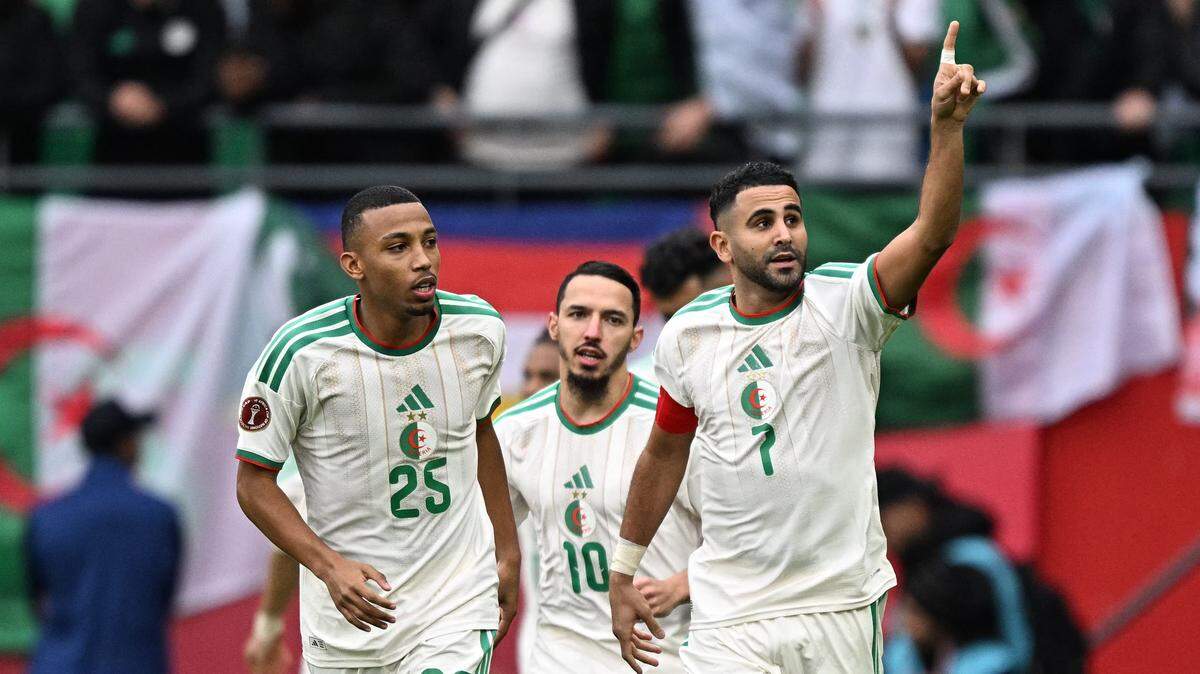 The Algeria national men’s soccer team will make its base camp in Lawrence, Kansas during its stay in the United States for the 2026 FIFA World Cup, which is being hosted jointly by the U.S., Canada and Mexico. Algeria will play at least two games at Arrowhead Stadium in nearby Kansas City, Missouri, in June 2026.