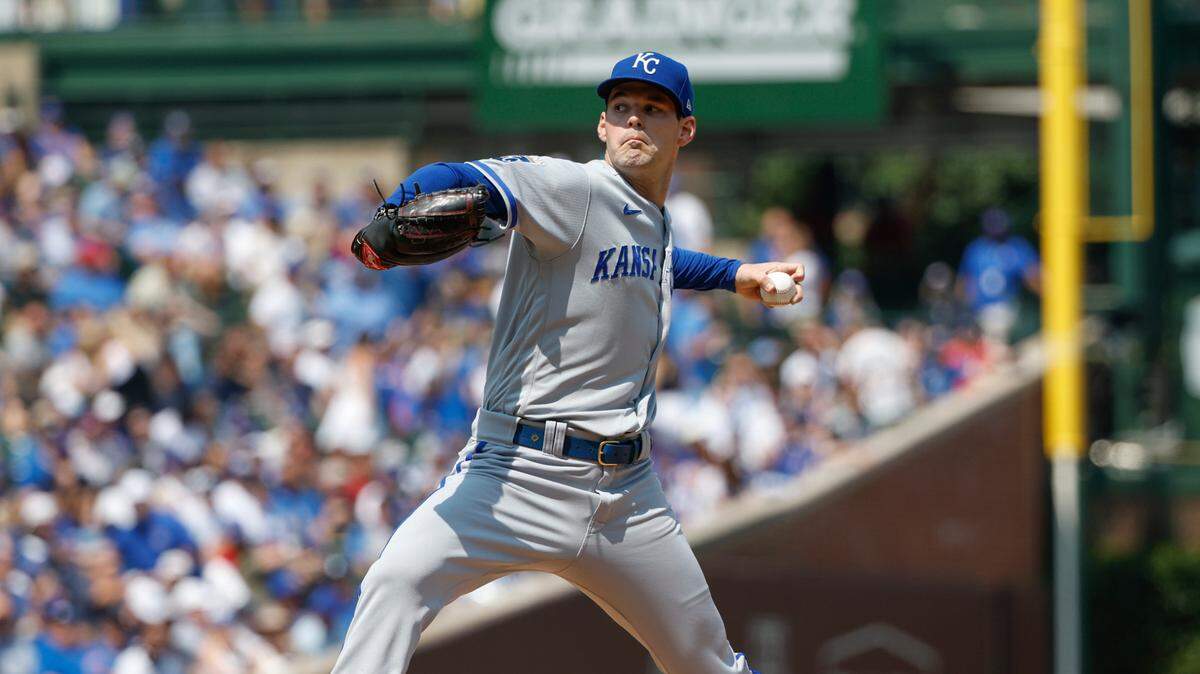Kansas City Royals starting pitcher Cole Ragans (55) delivers a pitch against the Chicago Cubs during the first inning at Wrigley Field in Chicago on Aug. 18, 2023.
