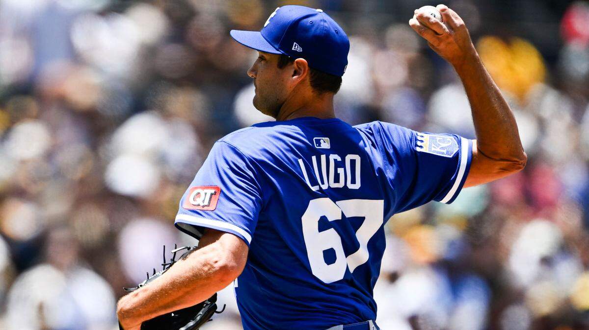 Kansas City Royals starter Seth Lugo delivers a pitch during the first inning Sunday against the San Diego Padres at Petco Park.