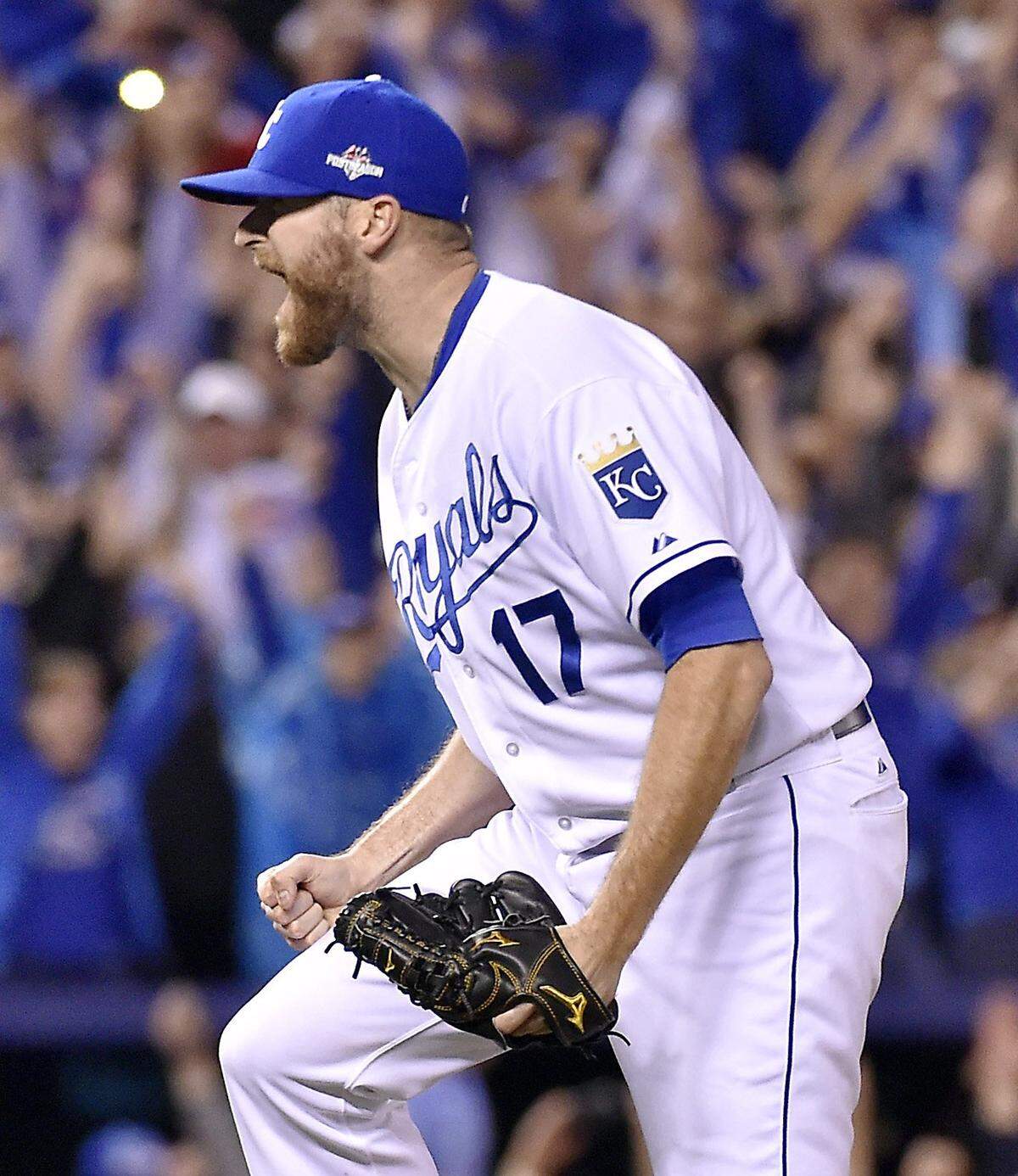 Kansas City Royals relief pitcher Wade Davis yells after getting the final out in the ninth inning during Friday’s ALCS baseball game on October 23, 2015 at Kauffman Stadium in Kansas City, Mo.