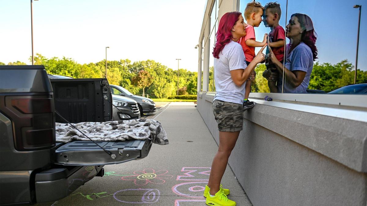 100 days on a ventilator: Can Missouri COVID patient be one of the rare lucky ones?