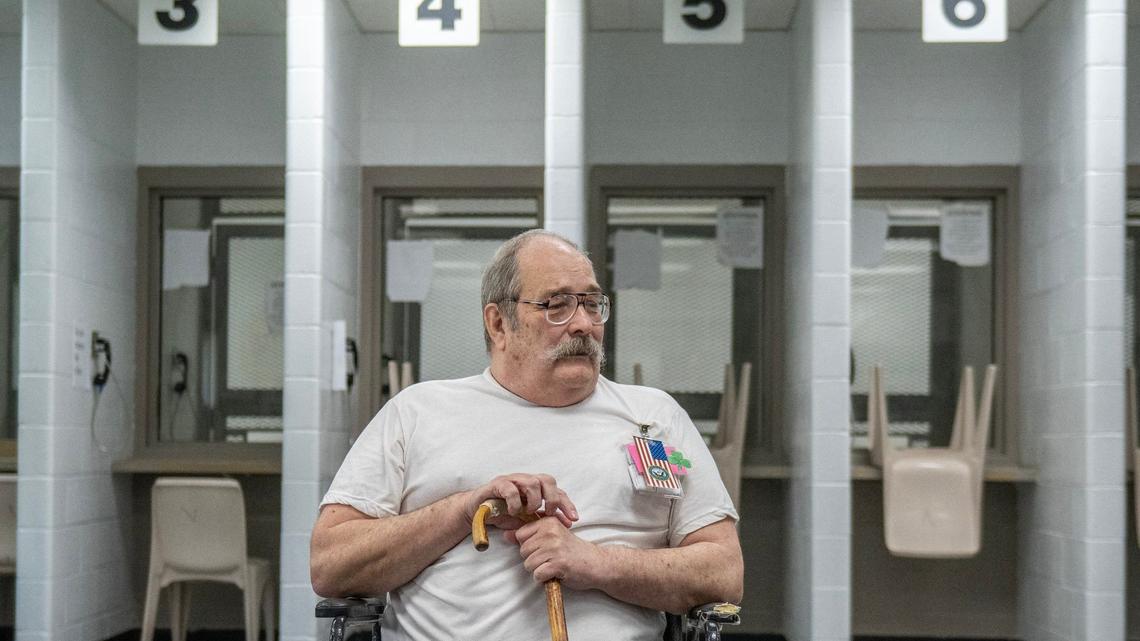 Missouri veteran facing execution seeks clemency because of past trauma, public service