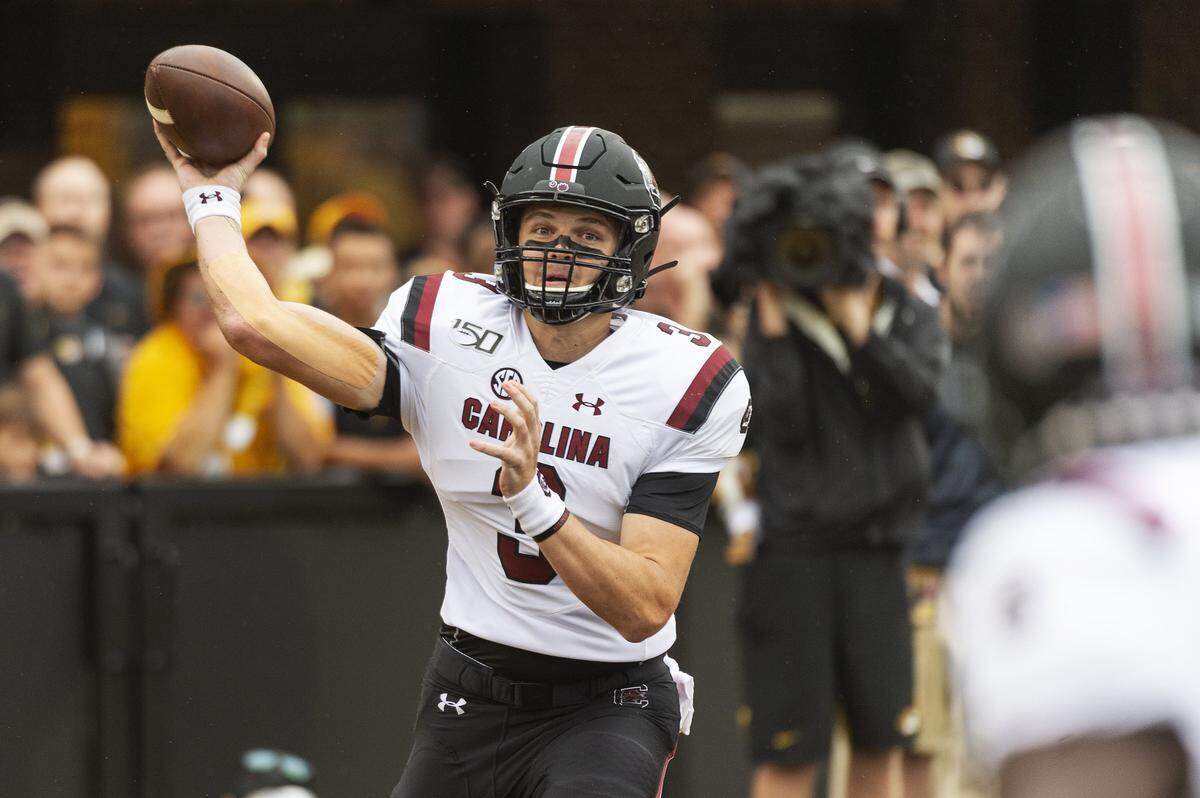 South Carolina true freshman quarterback Ryan Hilinski will be looking to bounce back against Kentucky after completing only 13 of 30 passes in a 34-14 loss at Missouri last week.