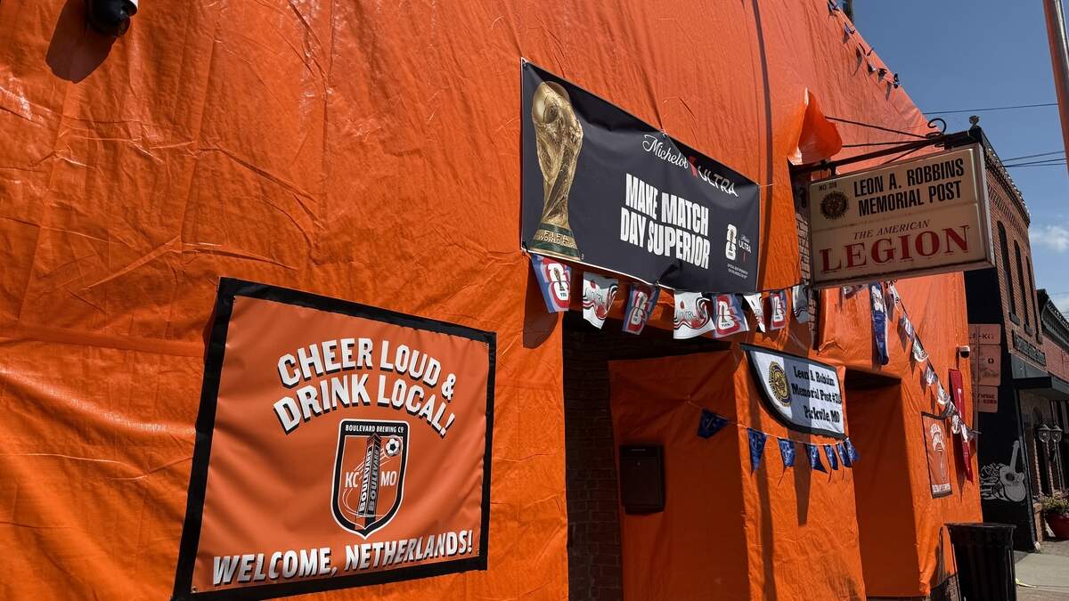 The Alley Bar in Parkville went all out to celebrate the Netherlands national team in the FIFA World Cup, decorating the entire building in orange.