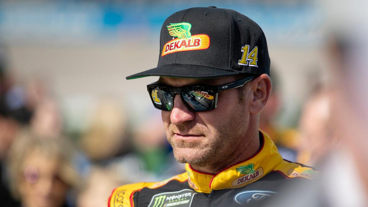 Clint Bowyer prepares to race in the Hollywood Casino 400 Sunday, Oct. 20, 2019, at Kansas Speedway.