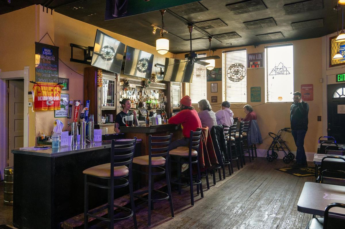 The bar at Breit’s Stein and Deli attracts customers from the neighborhood and beyond.