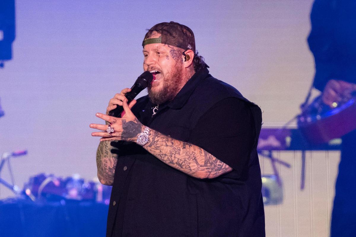 Jelly Roll performs the song “Halfway to Hell” during Wednesday’s show.