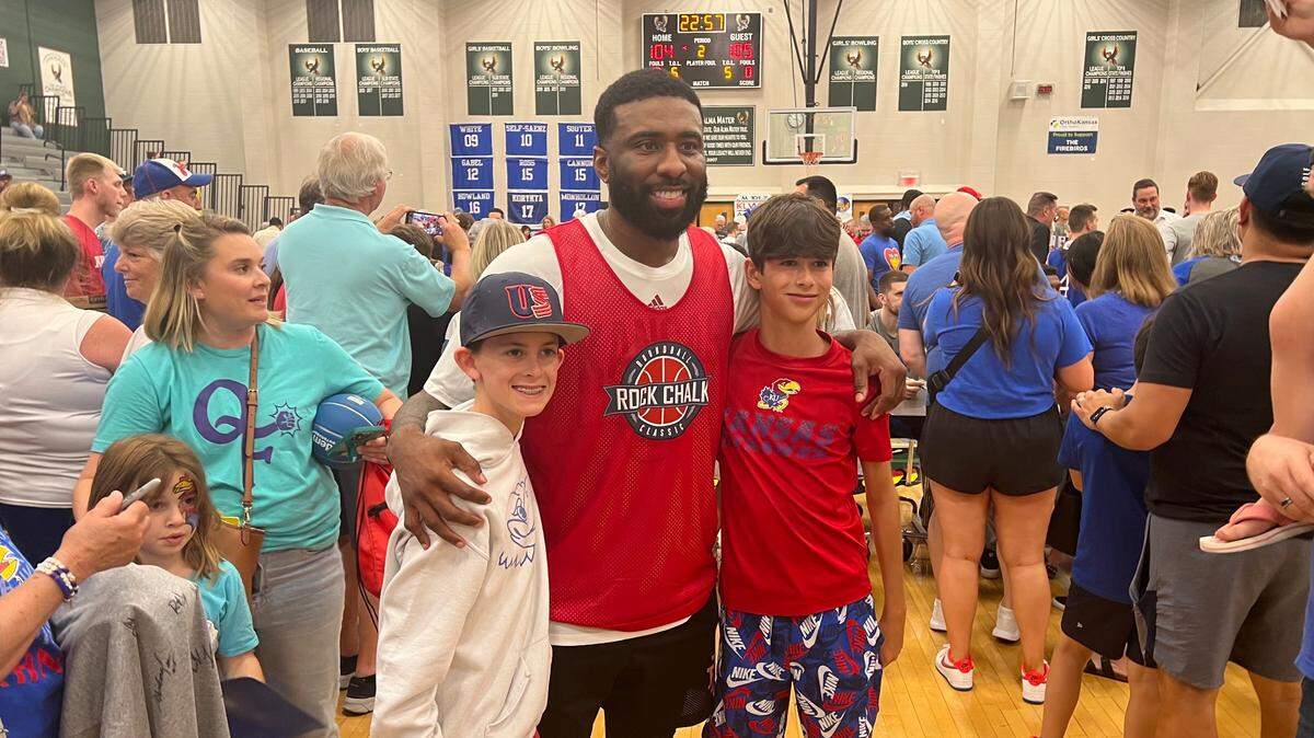 Former Kansas shooting guard Keith Langford scored 30 points and helped the Red team to a 105-104 win over the Blue team in the 15th-annual Rock Chalk Roundball Classic.