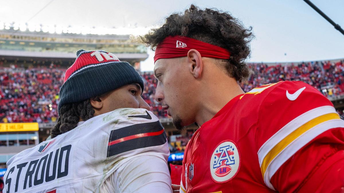 Kansas City Chiefs quarterback Patrick Mahomes (15) embraces Houston Texans quarterback C.J. Stroud (7) following the Chiefs’ 27-19 victory on Saturday, Dec. 21, 2024, at GEHA Field at Arrowhead Stadium.