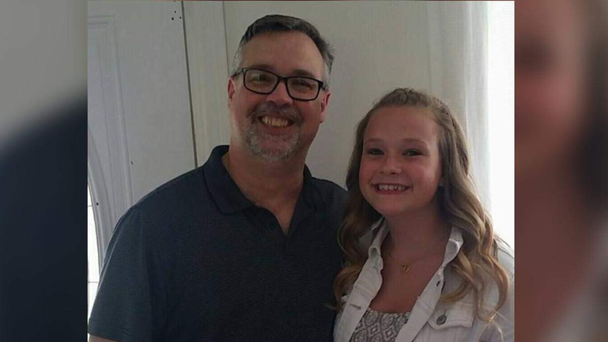 Tom Bayse and his daughter, Samara, of Stilwell, Kan., posed while on a father-daughter date in 2016. Samara was one of three teenagers killed Aug. 10, 2018 when a church trip van with 13 on board blew a tire and lost control and hit a tree near Bolivar, Mo.