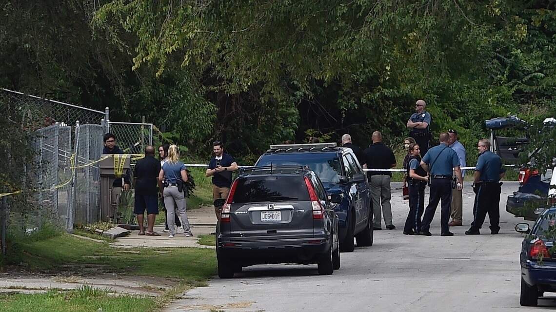 Man killed, 2 injured in shooting involving KC officer | Kansas City Star