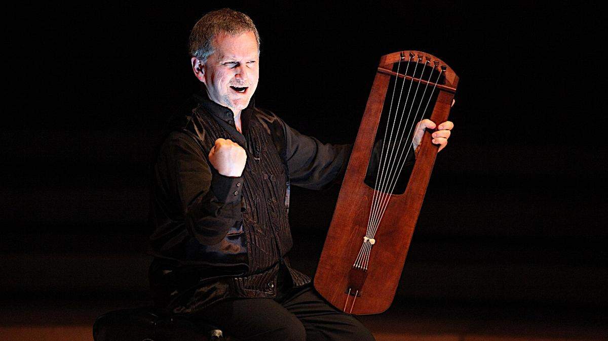 Early music scholar Benjamin Bagby, accompanying himself on a special five-string harp, will sing the ancient tale of “Beowulf” in Kansas City on Oct. 29.