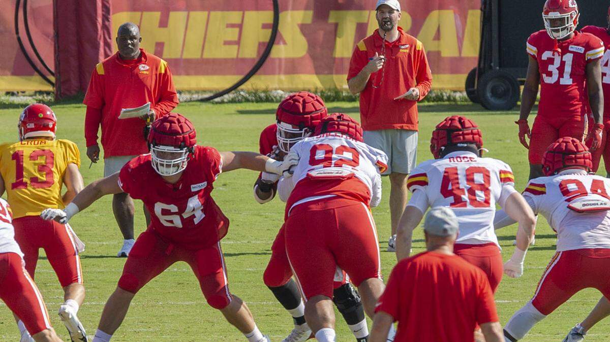 Kansas City Chiefs defensive tackle Danny Shelton charges offensive tackle Roderick Johnson (71) during practice at Chiefs training camp on Wednesday, Aug. 17, 2022, in St. Joseph.