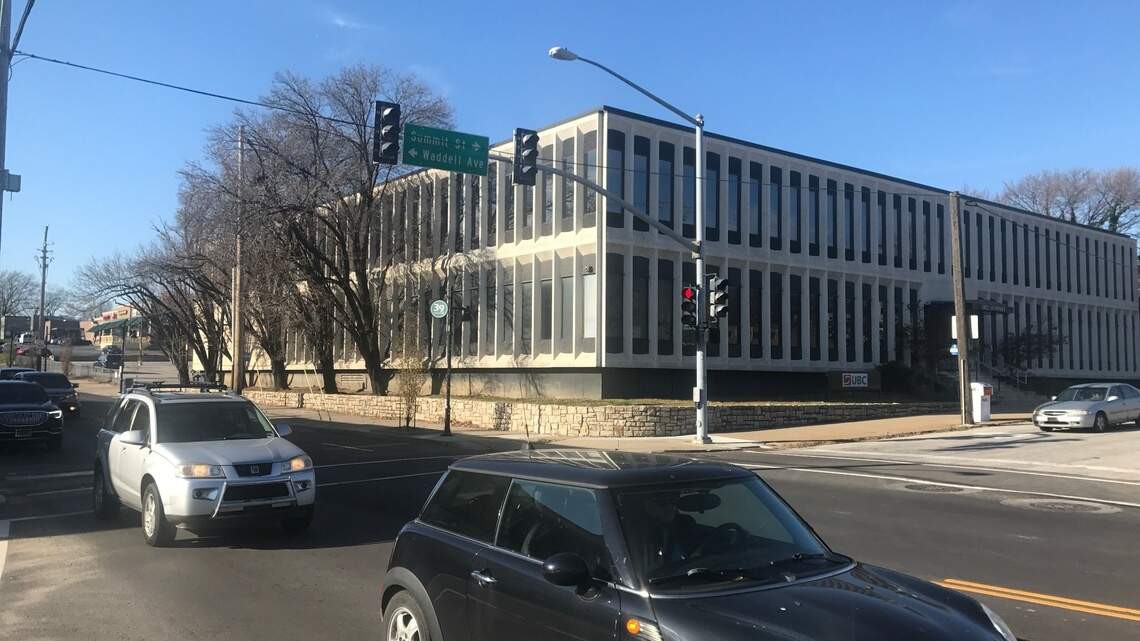 QuikTrip wants to open at one of KC’s busiest intersections. Some neighbors concerned