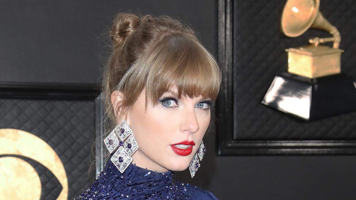 Feb 5, 2023; Los Angeles, CA, USA; Taylor Swift at the 65th Annual Grammy Awards at Crypto.com Arena in Los Angeles on Sunday, Feb. 5, 2023.. Mandatory Credit: Dan MacMedan-USA TODAY