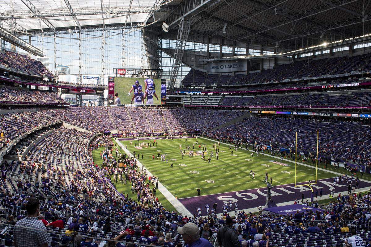 U.S. Bank Stadium filled up Vikings fans before a 2018 NFL game in Minneapolis.