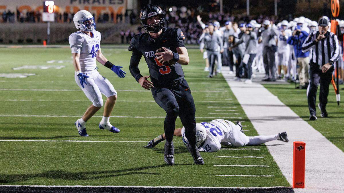 Rocco Marriott ran for two touchdowns, including the game-winner with 2 seconds left, to lead Platte County to a 29-22 high school football win over Rockhurst in the Class 5 District 8 title game on Friday, Nov. 14, 2025