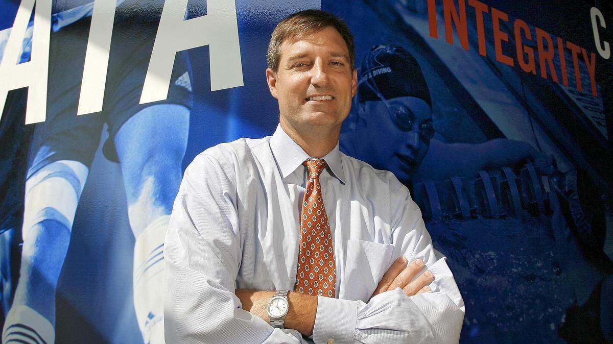 The NAIA has extended the contract of president and CEO Jim Carr through 2025. He has been with the KC-based collegiate sports organization since 1998 in a number of roles.