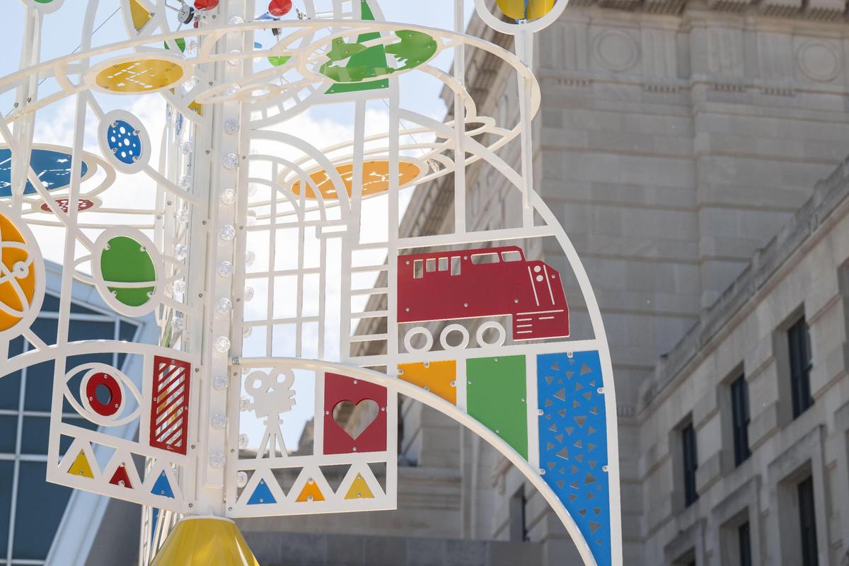 Union Station’s newest sculpture titled ‘Journey to Wonder,’ on Thursday, June 26, 2025. The sculpture is 28-feet tall and features kinetic elements and light and sound effects. It also features different elements from the things that reside in Union Station, such as a train car, constellations, and elements of science.