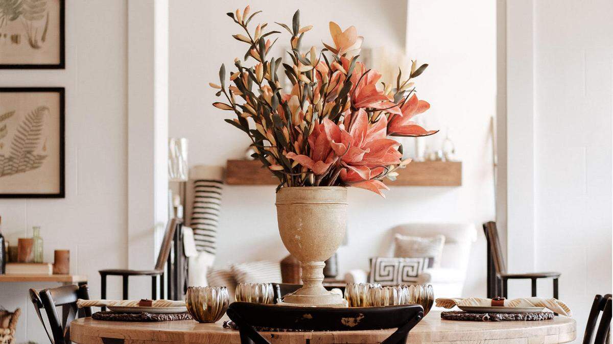 RE: home furnishings plans to start a liquidation sale on April. 8.