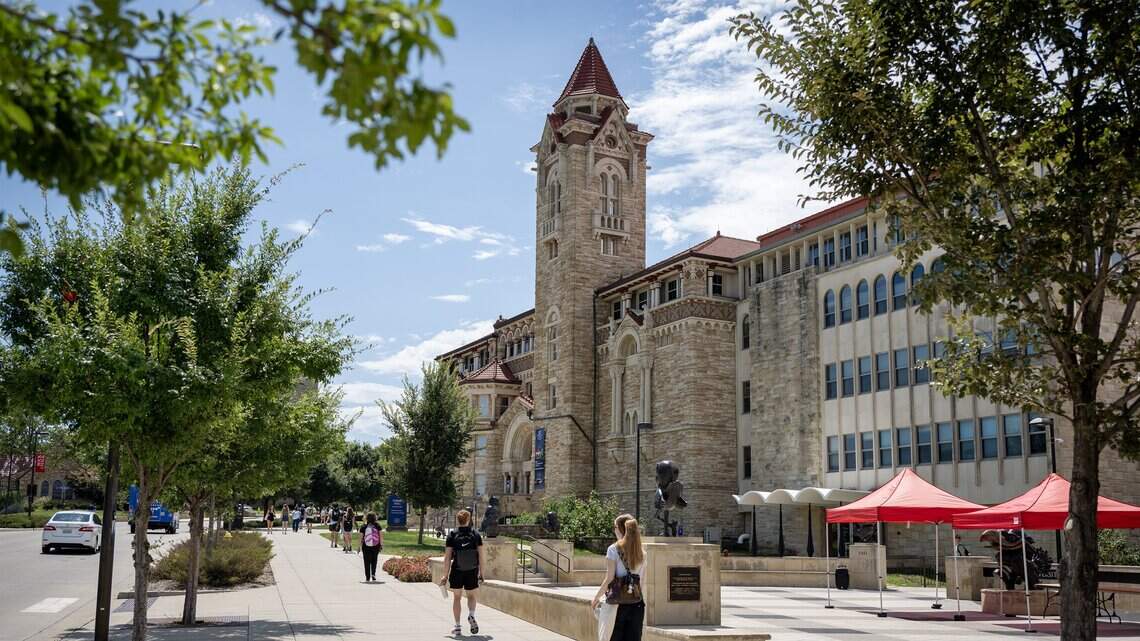 No fees: Kansas colleges, universities to waive application fees next month