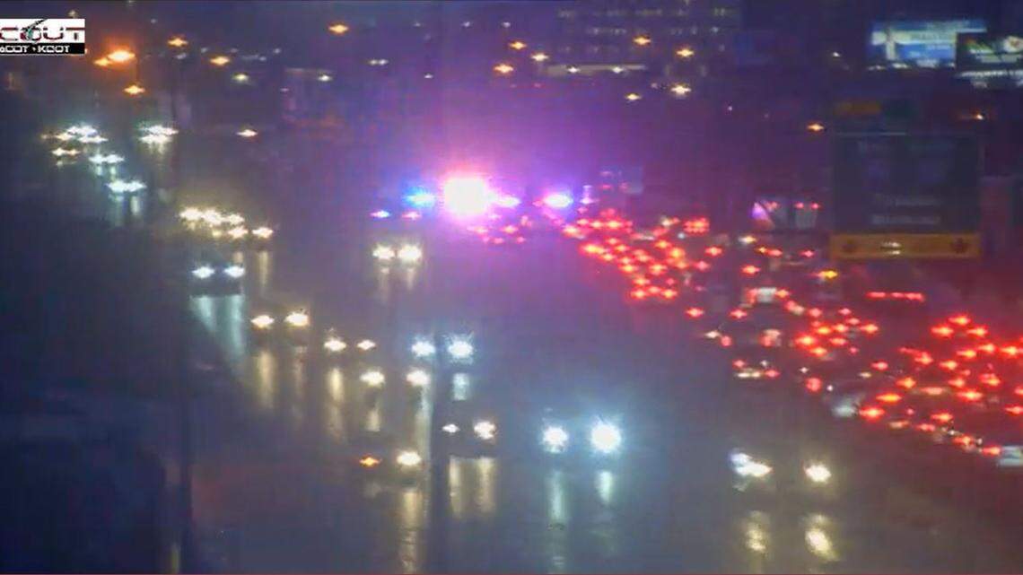 Freezing drizzle made roads slick across the Kansas City metro during Friday morning’s commute leading to numerous crashes. Eastbound Interstate 70 into downtown Kansas City was closed at The Paseo following a crash, causing traffic to be at a near standstill in the Benton Curve and back up beyond Van Brunt Boulevard, according to KC Scout traffic cameras.