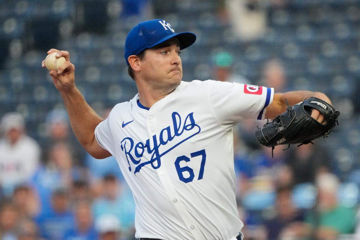 Kansas City Royals starting pitcher Seth Lugo delivers against the Los Angeles Angels during Monday night’s game at Kauffman Stadium.