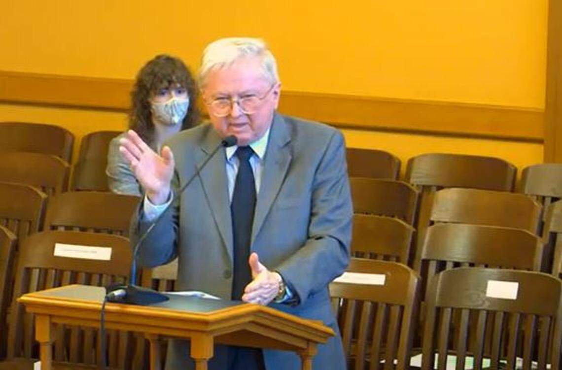 Kansas Bank Comissioner David Hernon testifies to the Joint Committee on Fiduciary Financial Systems Oversight in December, 2021.