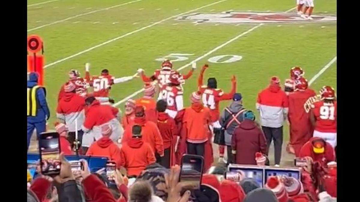 The Chiefs players danced at the end of Sunday’s win over the Bengals.