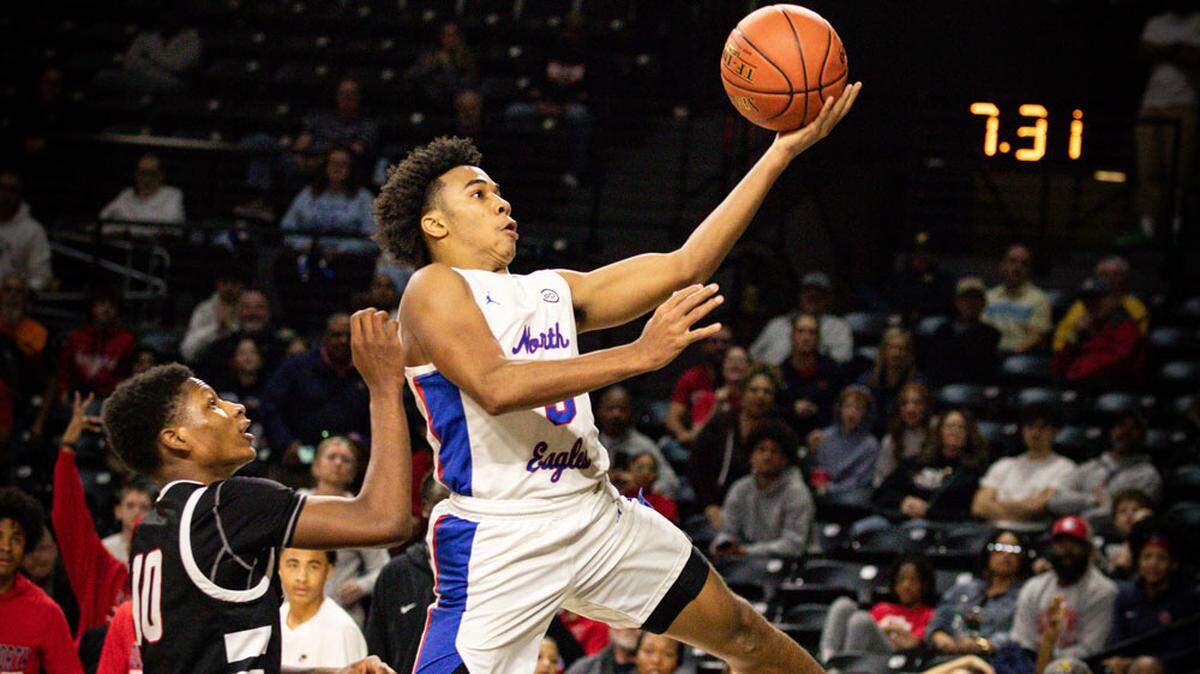 Sam Simmons and Olathe North raced past Wichita Heights 65-58 to clinch a spot in the Class 6A state title game.