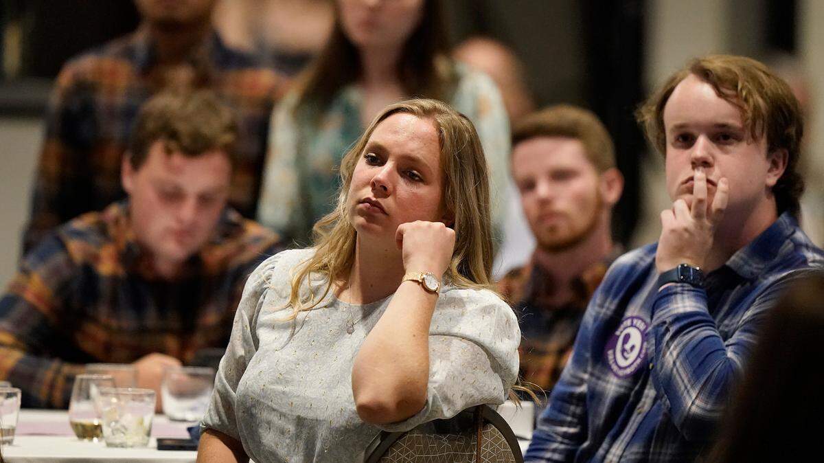 Live updates: Abortion rights wins in Kansas in nation’s first post-Roe vote