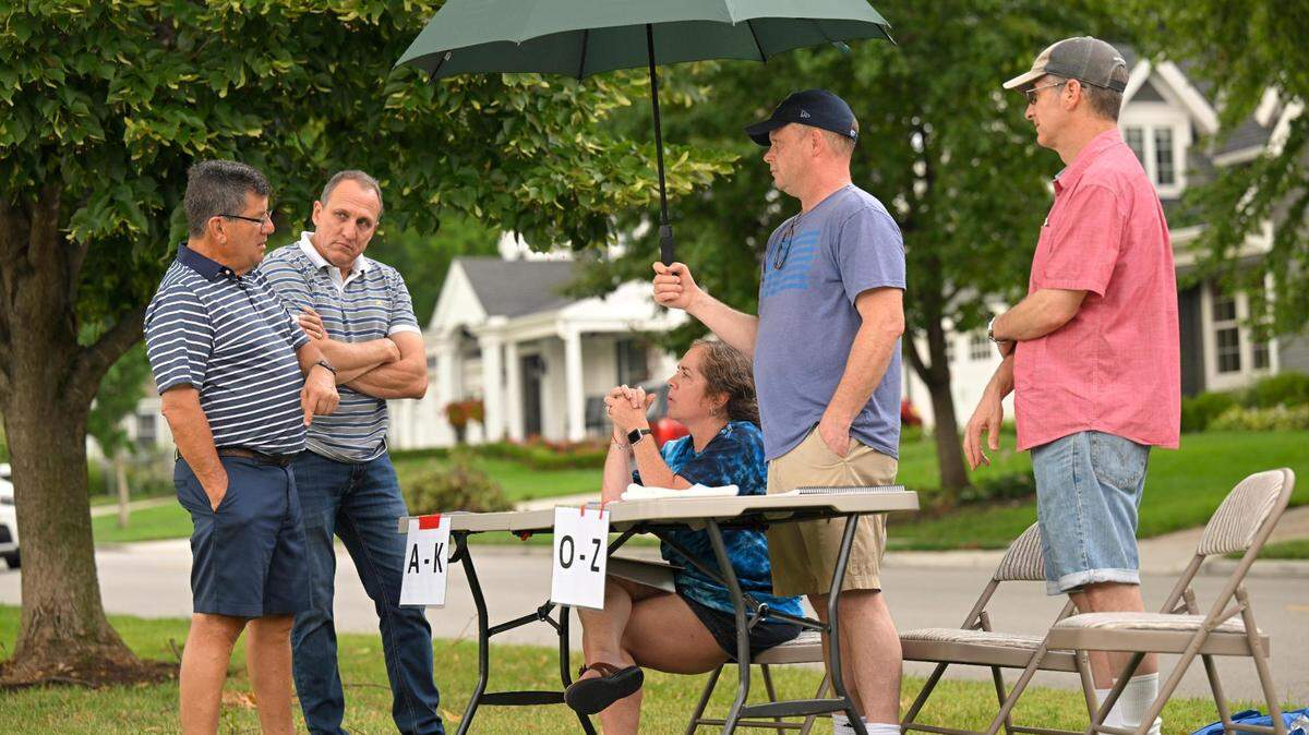 As Prairie Village considers changing zoning laws to allow for more affordable housing, neighbors have formed an opposition group, which is circulating petitions to remake the City Council and limit the mayor’s powers.