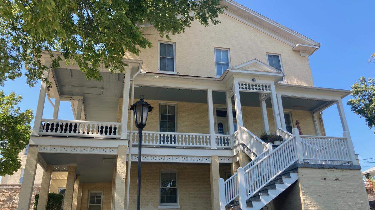 This historic home from 1840 is among 89 that was suggested to be demolished at Fort Leavenworth because of the high cost of repairs and rehabilitation.