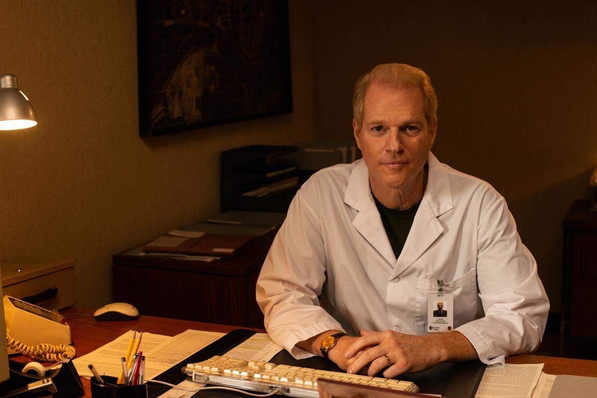 Lt. Col. Jerry Jaax of Kansas (played by Noah Emmerich) was head of the veterinarian division on the military base.