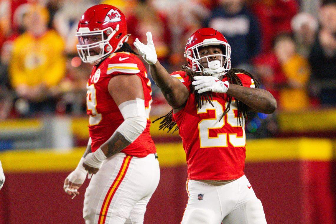 Kansas City Chiefs running back Kareem Hunt (29) signals for a first down after a short gain in the first half of the Chiefs game vs. the Denver Broncos on Thursday, December 25, 2025, at GEHA Field at Arrowhead Stadium.