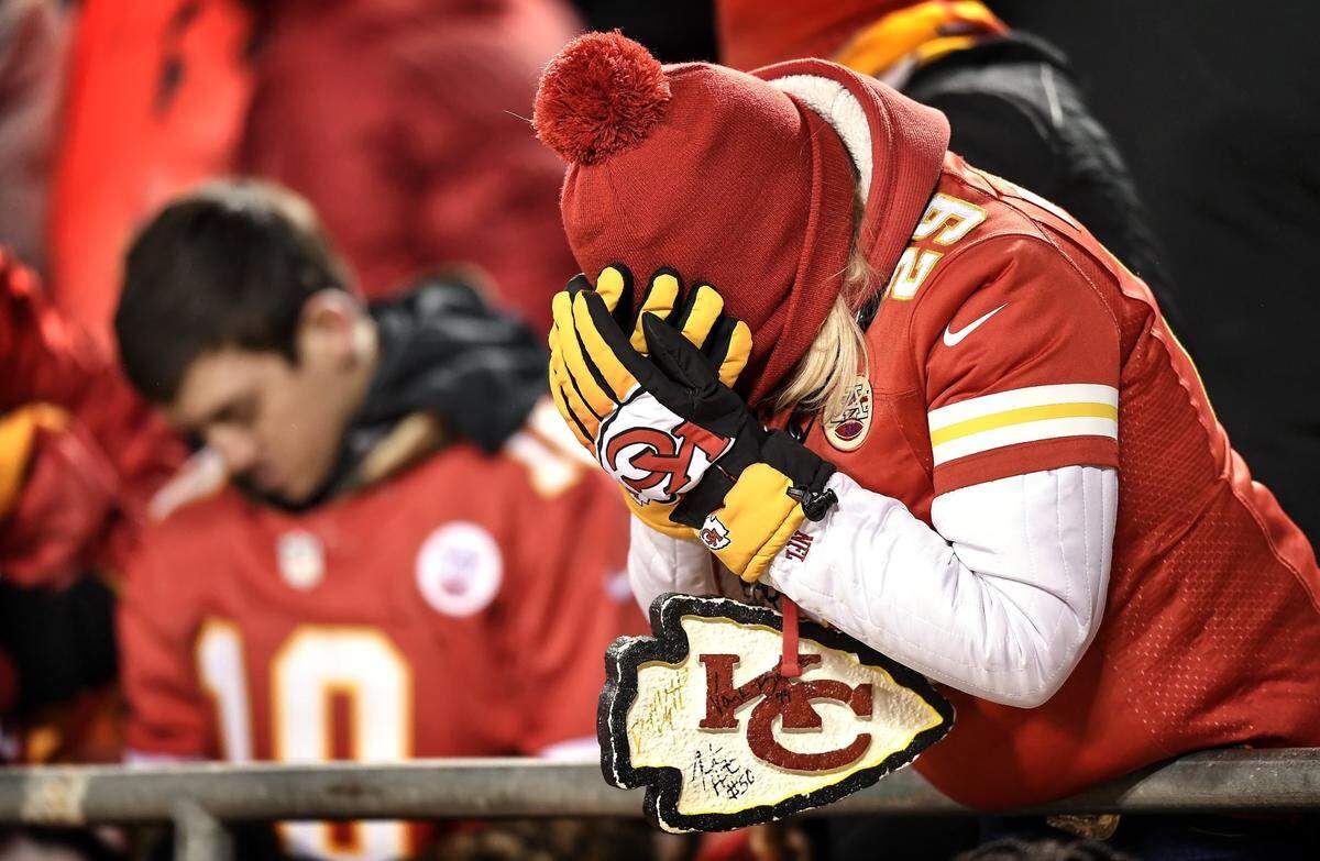 The last time Chiefs fans hung their heads due to the team not being able to advance beyond the first round of the playoffs was when they lost to the Titans in a AFC Wild Card game in 2018.