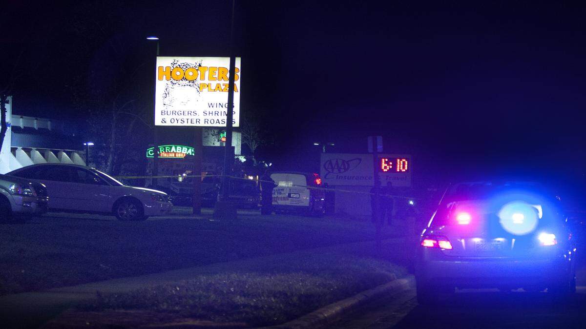 Two people were injured, one critically, in an officer-involved shooting in Overland Park just before 4 p.m. Wednesday. Overland Park police said members of the U.S. Marshal Service’s fugitive apprehension team were attempting to take a suspect into custody when the incident occurred in a parking lot near 105th Street and Metcalf Avenue. 