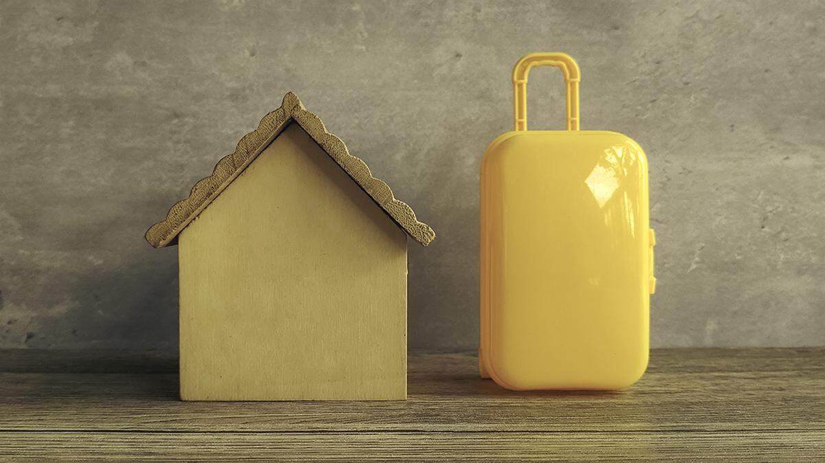 David Hudnall talked to nearly a dozen short-term rental hosts in KC this week. The outlook is not good. 