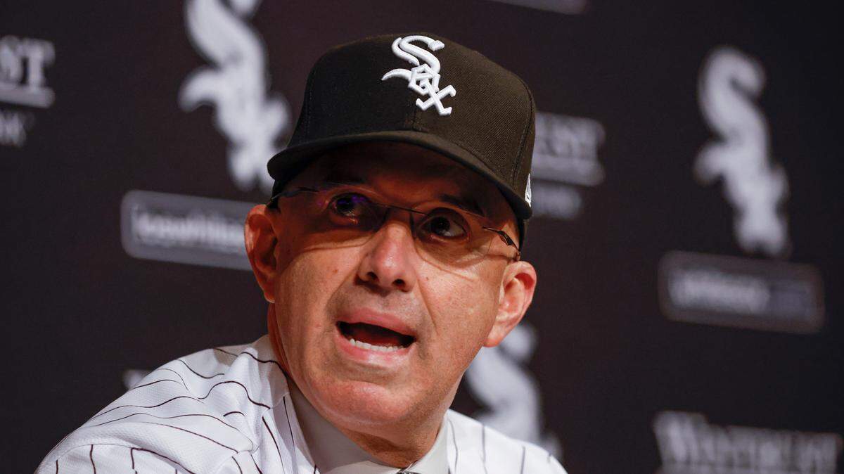 New Chicago White Sox baseball team manager Pedro Grifol speaks during news conference, Thursday, Nov. 3, 2022, in Chicago. (AP Photo/Kamil Krzaczynski)