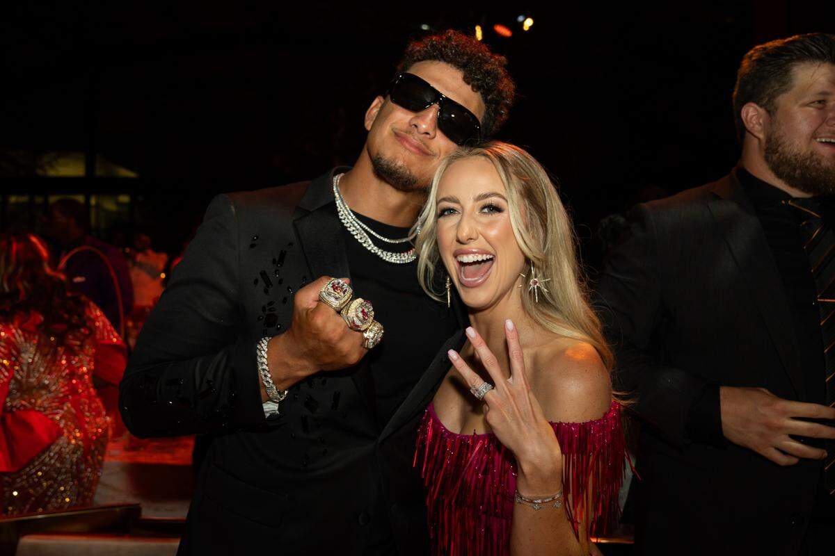 Mr. and Mrs. Mahomes enjoyed themselves.