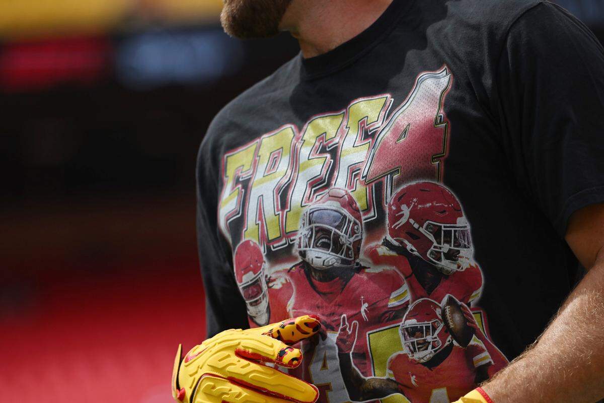 Several Kansas City Chiefs players wore "Free Rashee" shirts during warmups before playing the Philadelphia Eagles on Sunday, Sept. 14, 2025, at GEHA Field at Arrowhead Stadium.